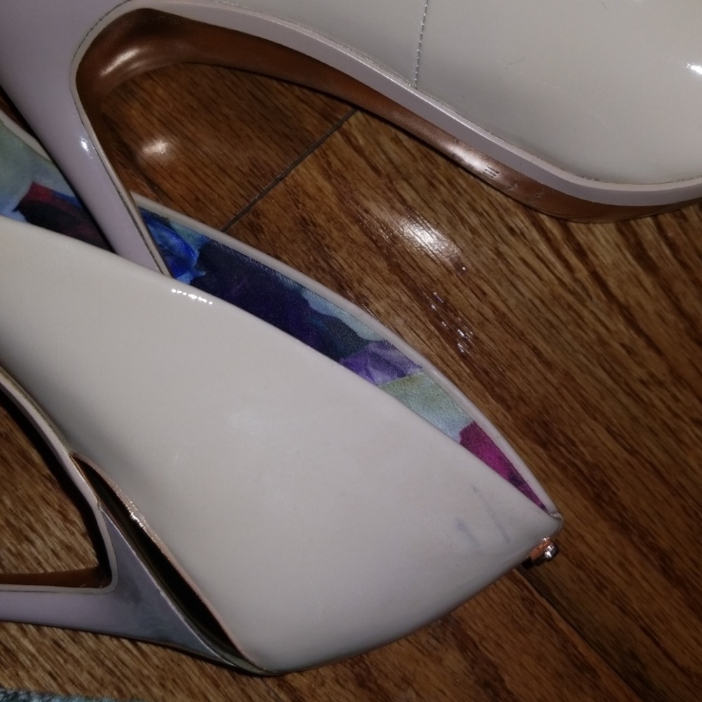 Ted Baker Kaawa Nude Patent Leather Pumps - Picture 7 of 7